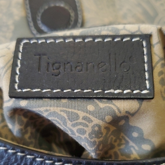 Tignanello Black Crossbody Bag with Flap Closure and Long Strap - Picture 6 of 12